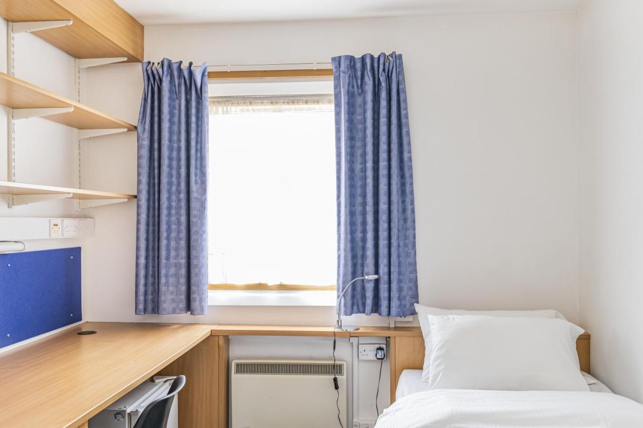 Vibrant Ensuite Rooms, Hatfield - Sk 外观 照片