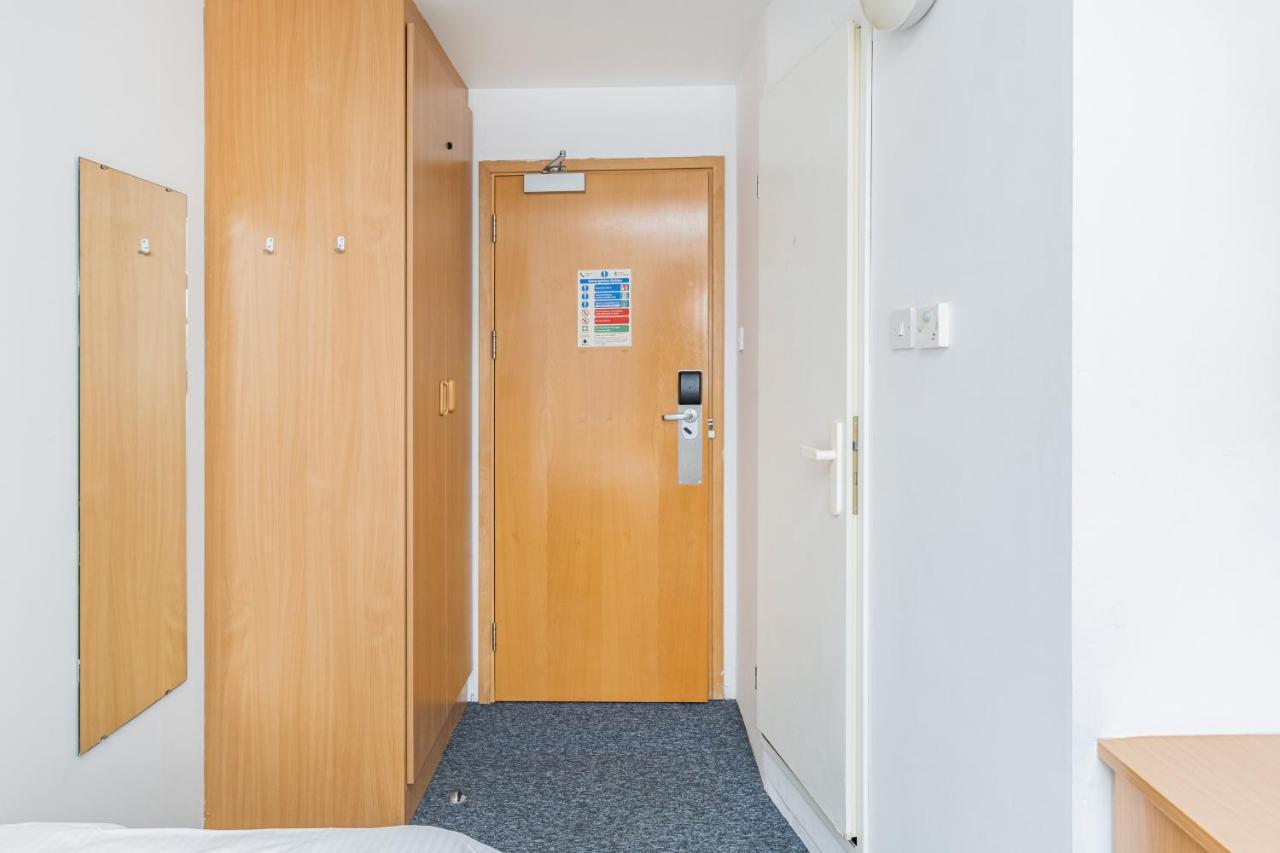 Vibrant Ensuite Rooms, Hatfield - Sk 外观 照片