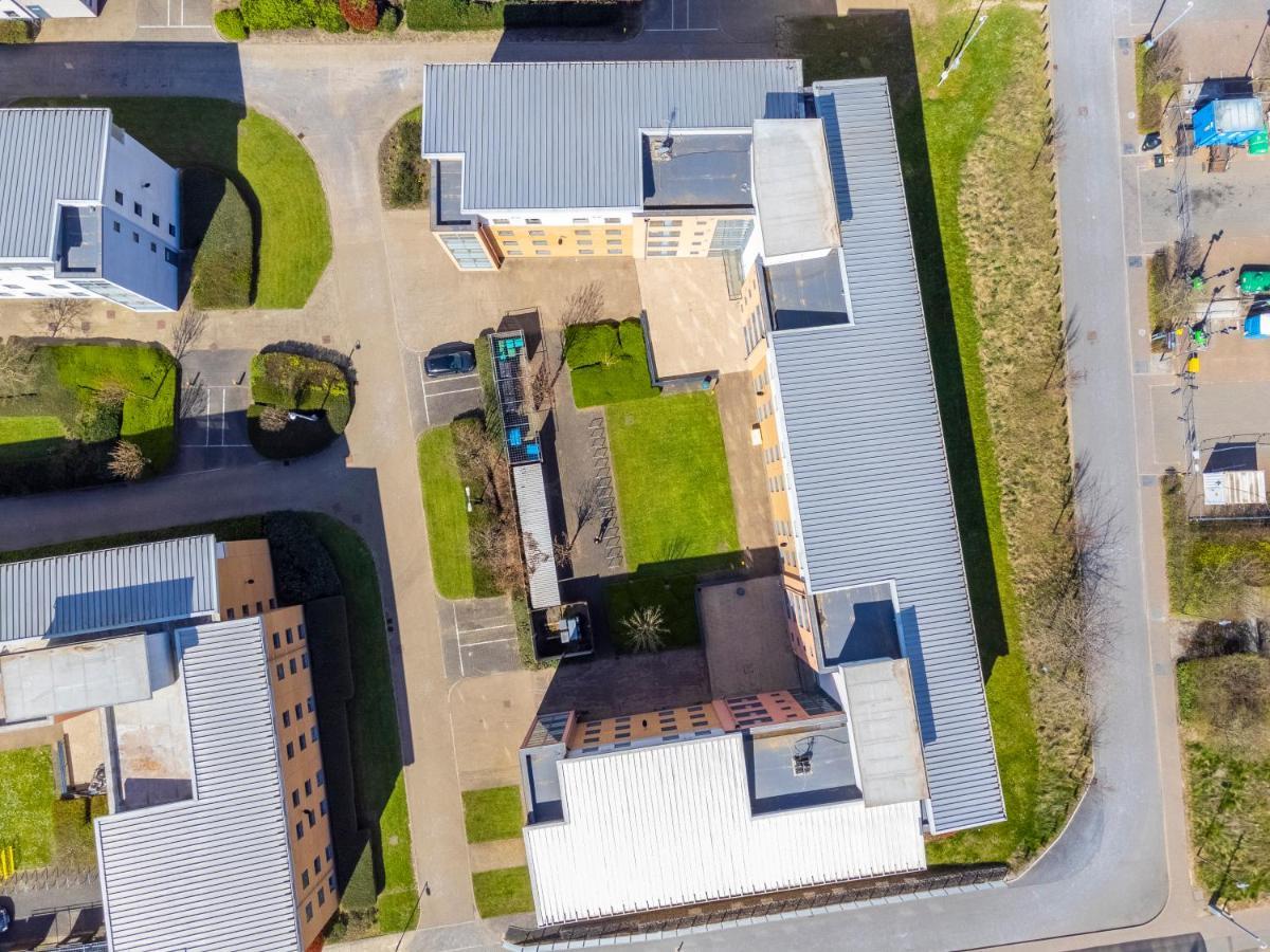 Vibrant Ensuite Rooms, Hatfield - Sk 外观 照片