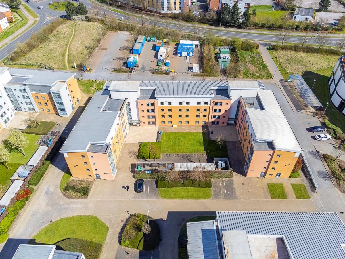 Vibrant Ensuite Rooms, Hatfield - Sk 外观 照片